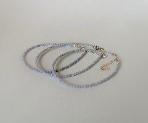 Chalcedon bransoletka drobna, srebrne zapięcie 